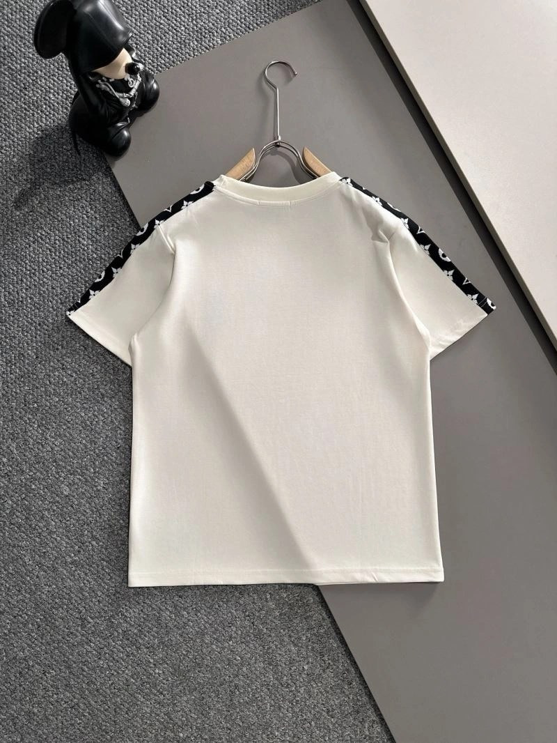 Unisex Louis Vuitton Short Suits 136353