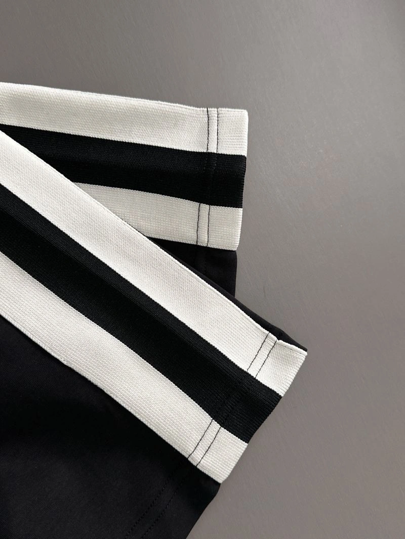 Louis Vuitton Short Suits Versatile 136347