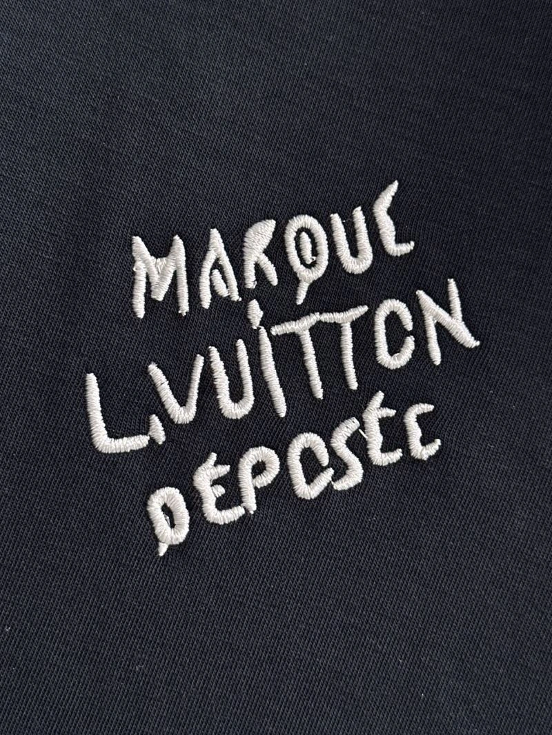 ModernLook Louis Vuitton Short Suits 136360