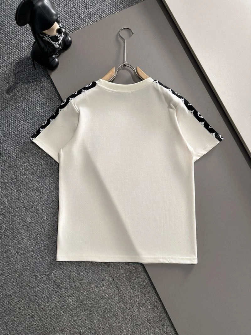 Louis Vuitton Short Suits Trendsetting 136352