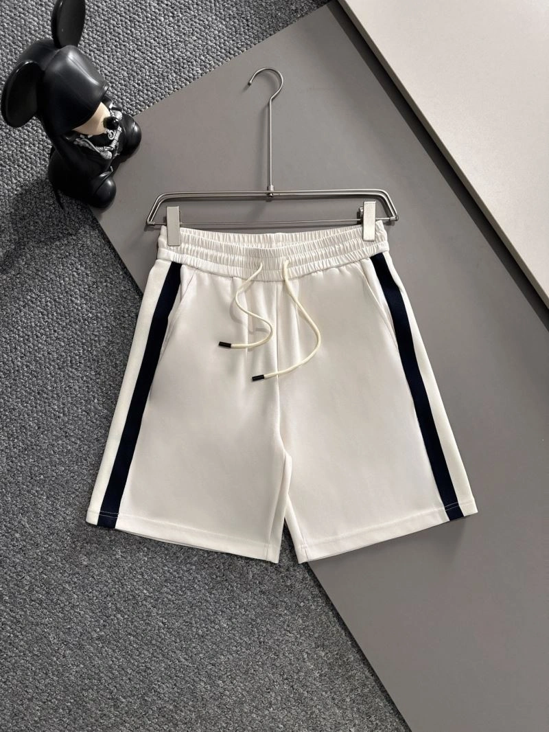 Louis Vuitton Short Suits Trendsetting 136352