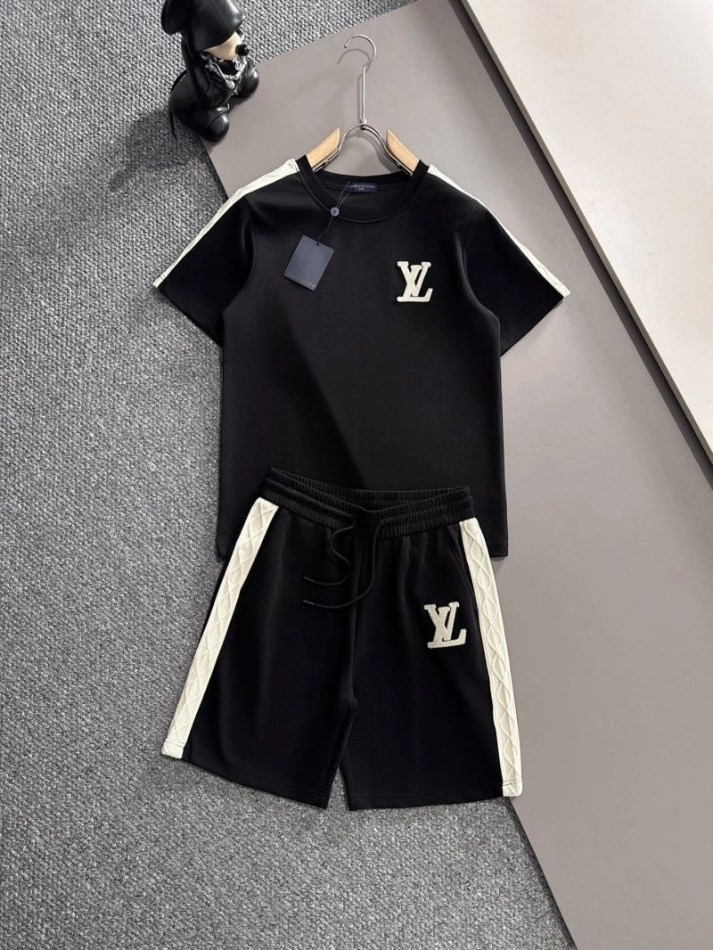 Louis Vuitton Short Suits ZipUp 136348