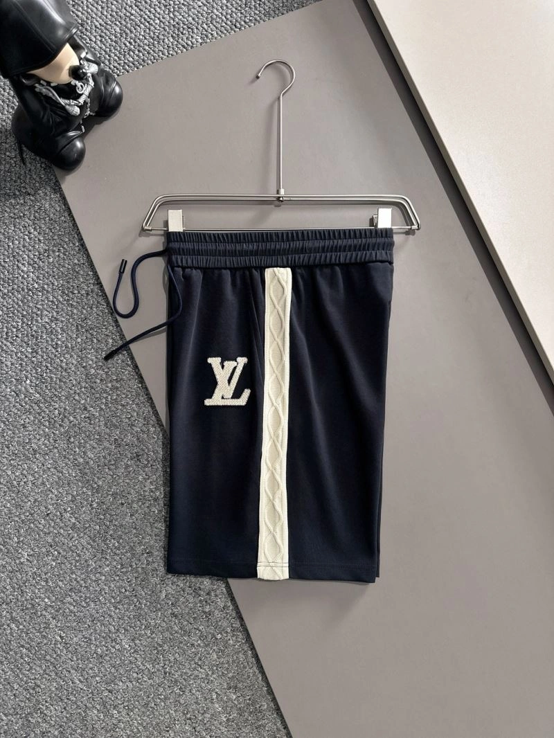 BestValue Louis Vuitton Short Suits 136342