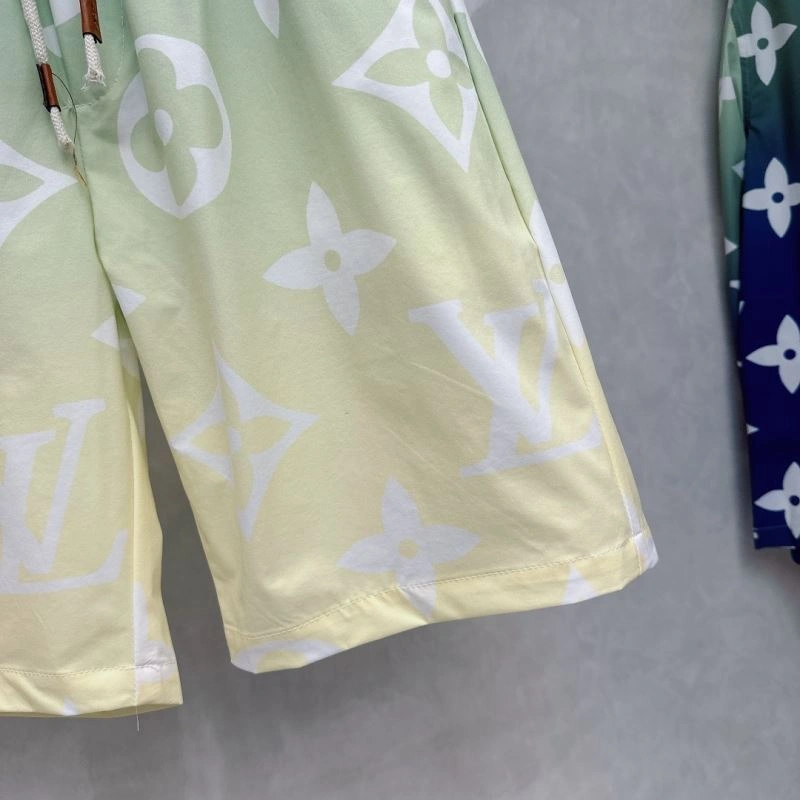 Classic Louis Vuitton Short Suits 136355