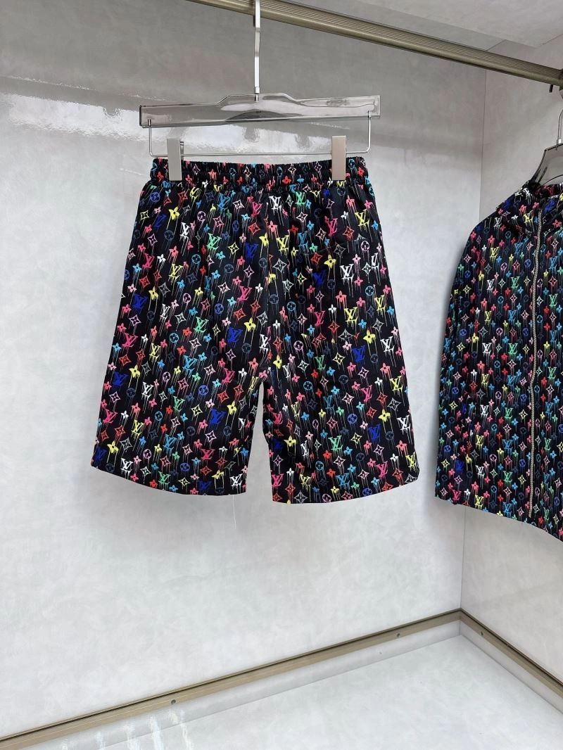 SmoothTexture Louis Vuitton Short Suits 136361