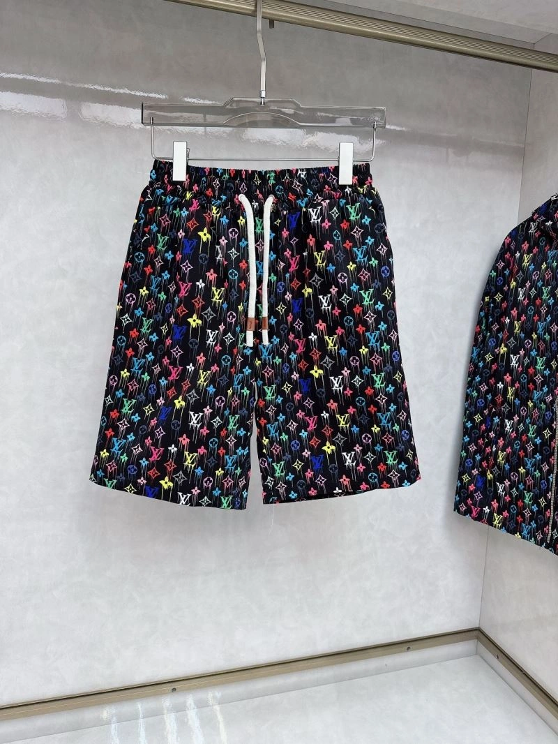 SmoothTexture Louis Vuitton Short Suits 136361