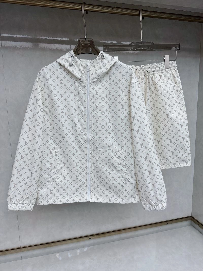 Louis Vuitton Short Suits Original 136356