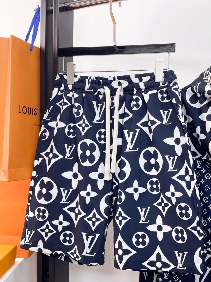 Louis Vuitton Short Suits TravelReady 136340