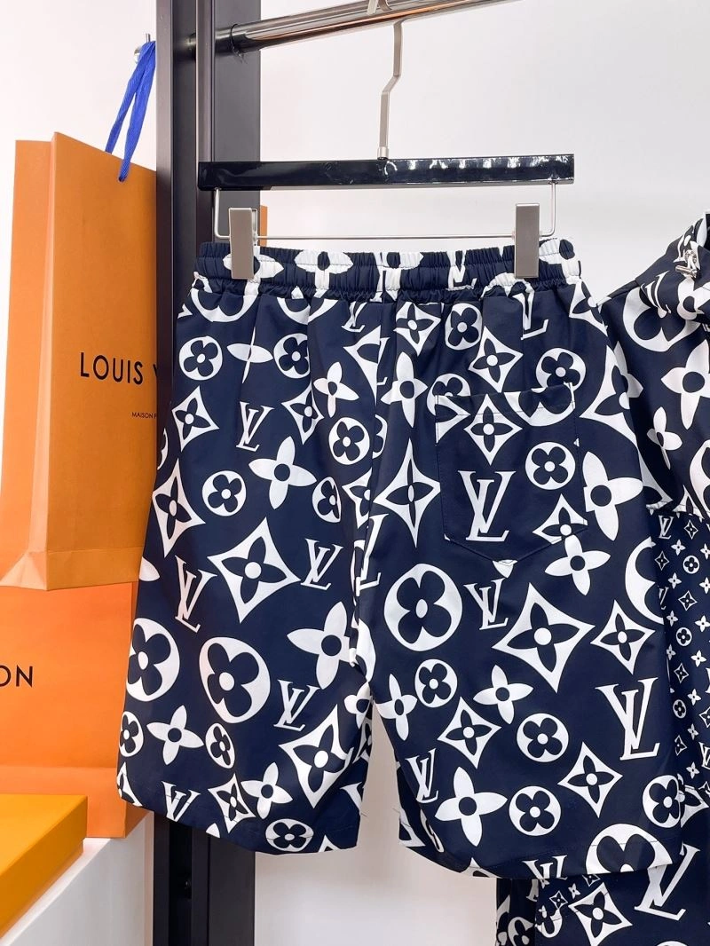 Louis Vuitton Short Suits TravelReady 136340