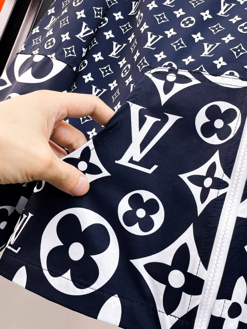 Louis Vuitton Short Suits TravelReady 136340