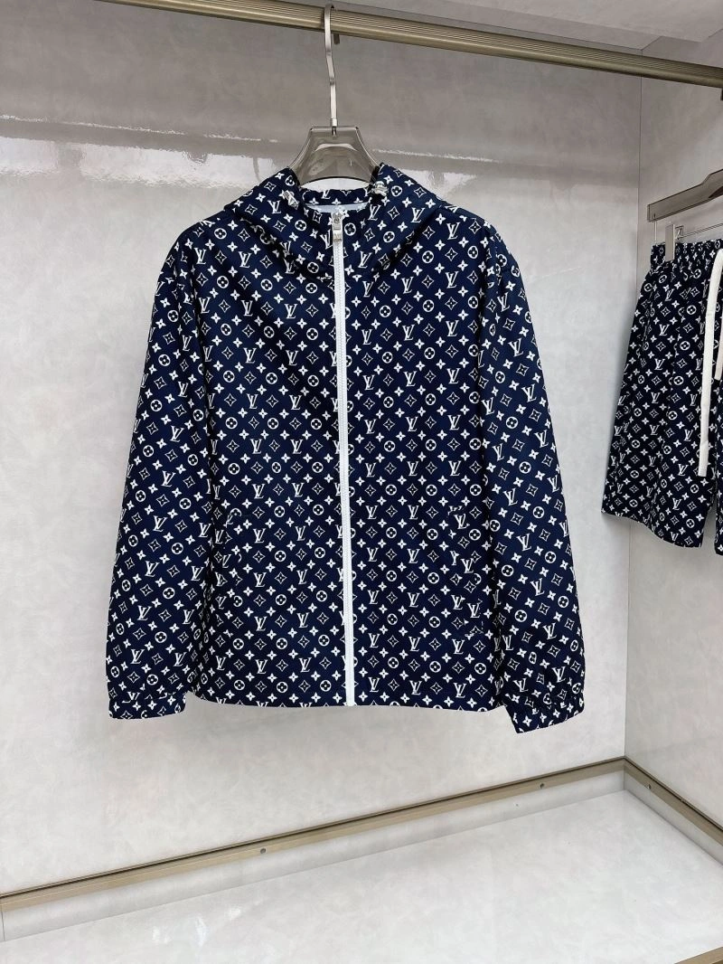 Efficient Louis Vuitton Short Suits 136344