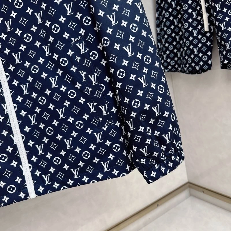 Efficient Louis Vuitton Short Suits 136344