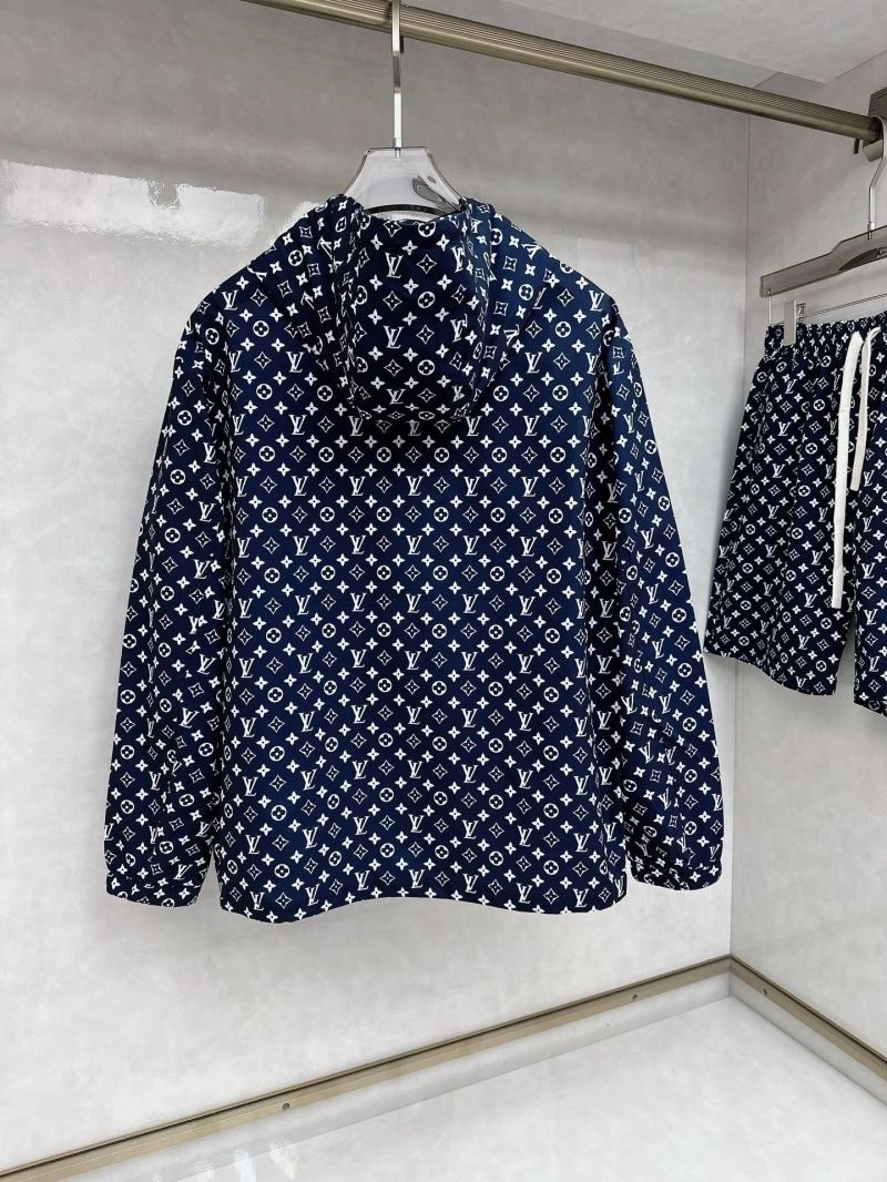 Efficient Louis Vuitton Short Suits 136344