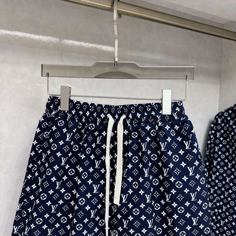 Efficient Louis Vuitton Short Suits 136344
