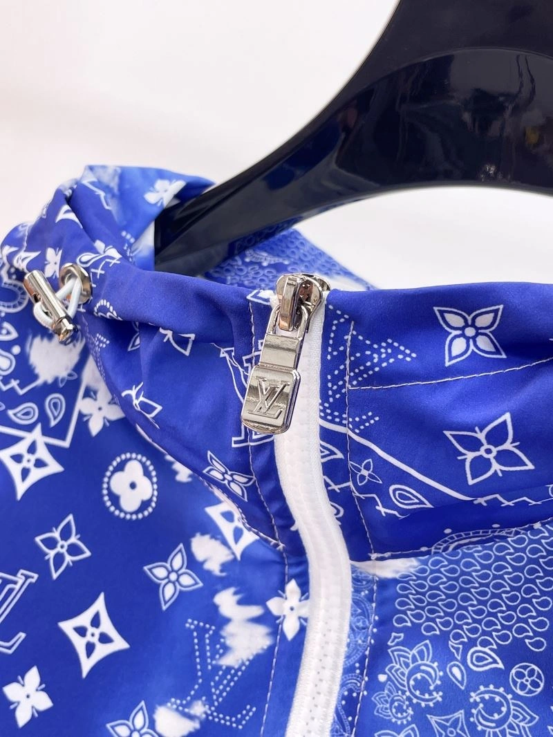 Louis Vuitton Short Suits Sophisticated 136339