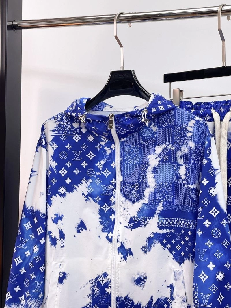Louis Vuitton Short Suits Sophisticated 136339