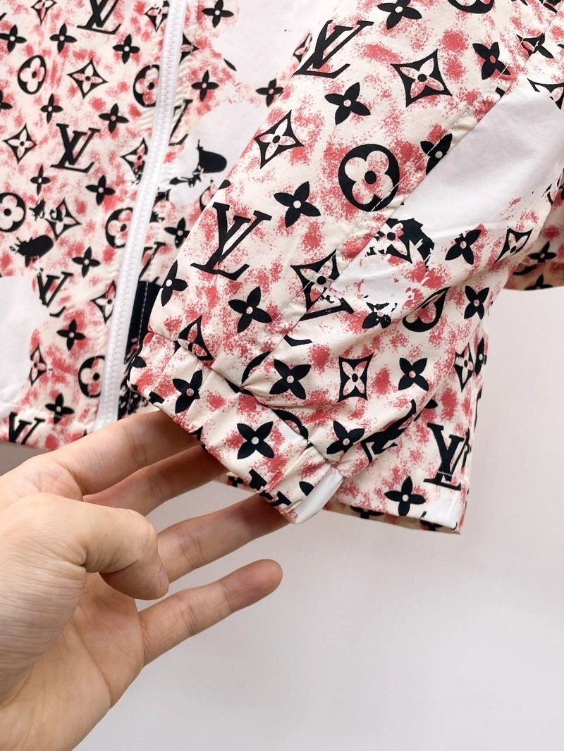 UrbanChic Louis Vuitton Short Suits 136337