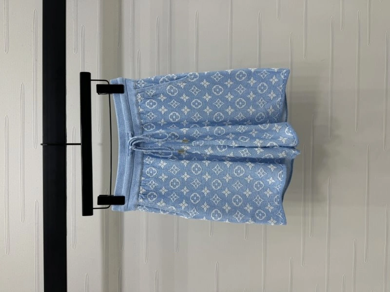 ComfortFit Louis Vuitton Short Suits 131030