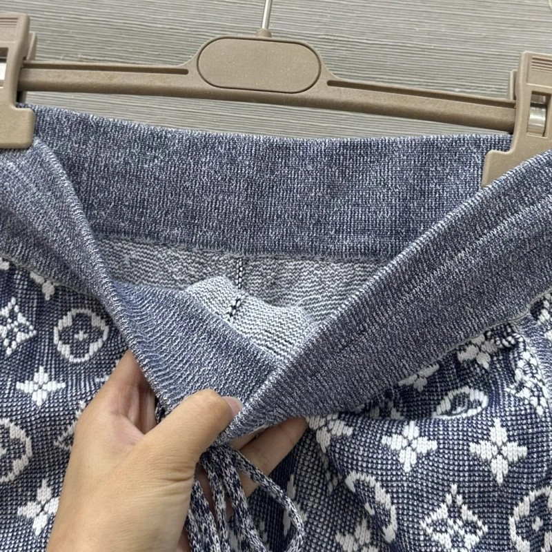 Louis Vuitton Short Suits Thermal 131046
