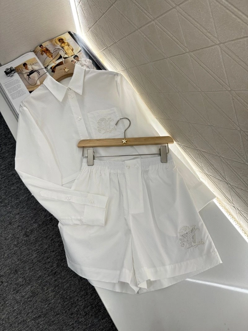 Louis Vuitton Short Suits Neat 131692