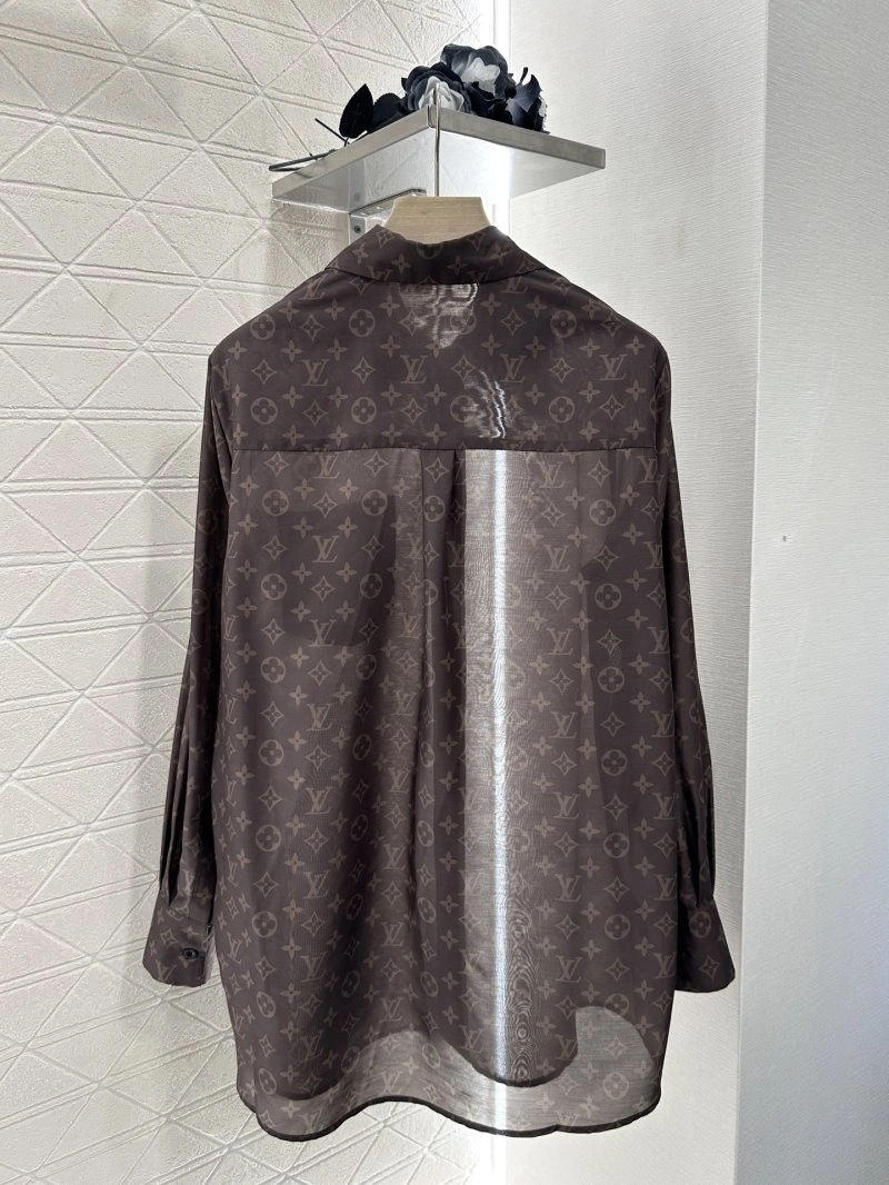 Refined Louis Vuitton Short Suits 131681