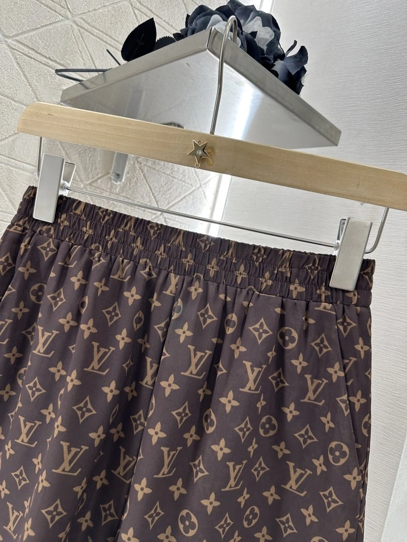 Youthful Louis Vuitton Short Suits 131669