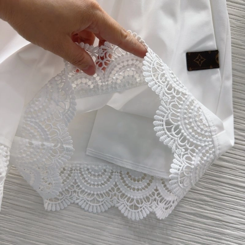 Durable Louis Vuitton Short Suits 131679