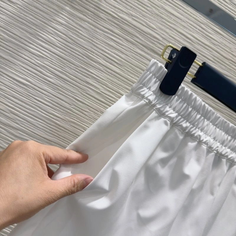 Durable Louis Vuitton Short Suits 131679