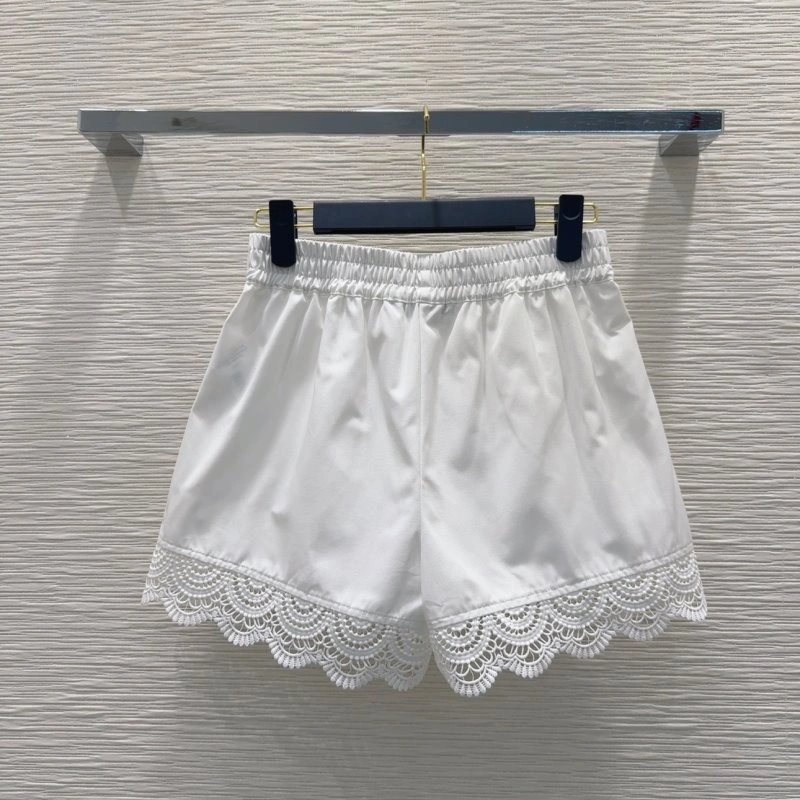 Durable Louis Vuitton Short Suits 131679