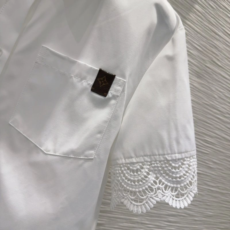 Durable Louis Vuitton Short Suits 131679
