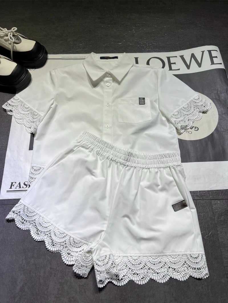 Elegant Louis Vuitton Short Suits 131673