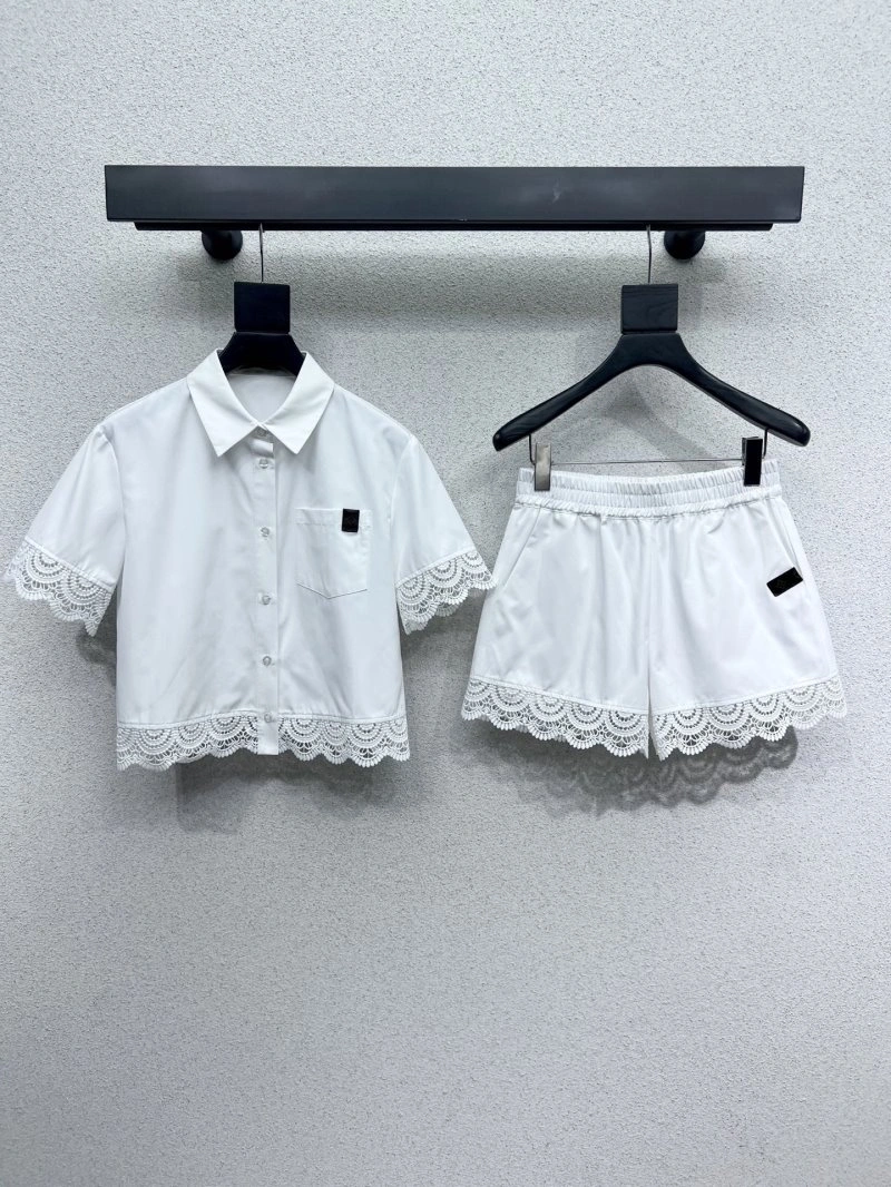 TopPick Louis Vuitton Short Suits 131676