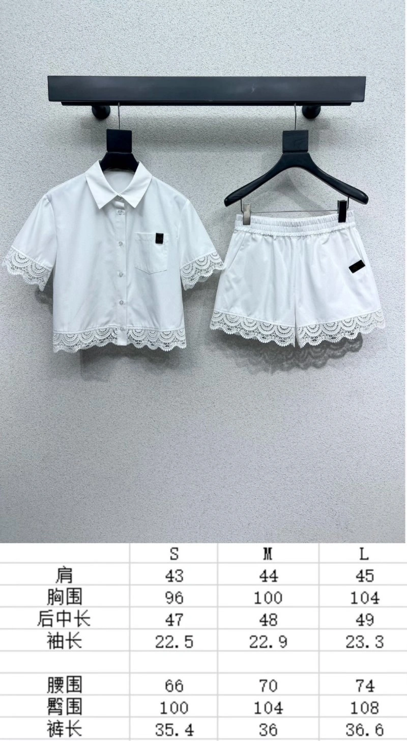 TopPick Louis Vuitton Short Suits 131676