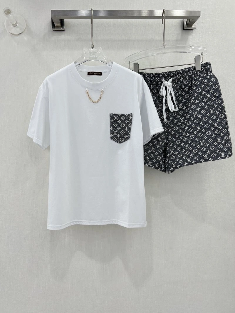 Upgraded Louis Vuitton Short Suits 131674