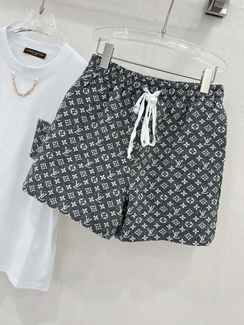 Upgraded Louis Vuitton Short Suits 131674