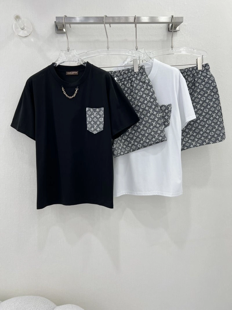 Upgraded Louis Vuitton Short Suits 131674