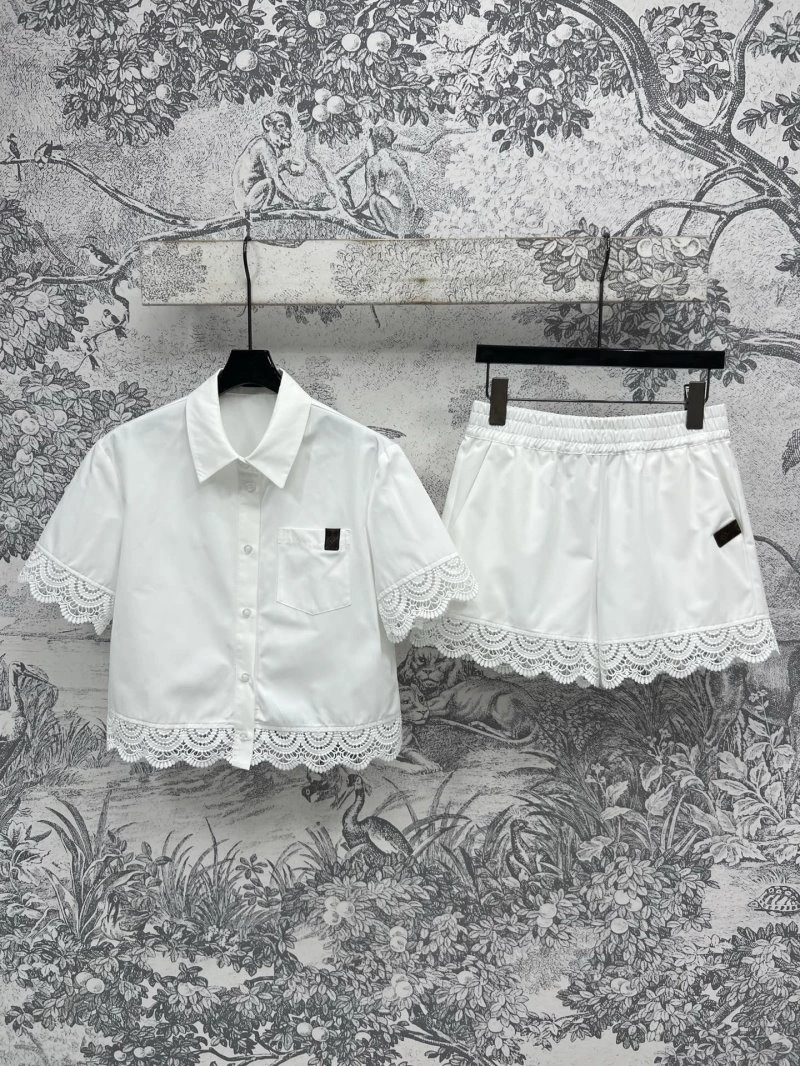 FashionForward Louis Vuitton Short Suits 130622