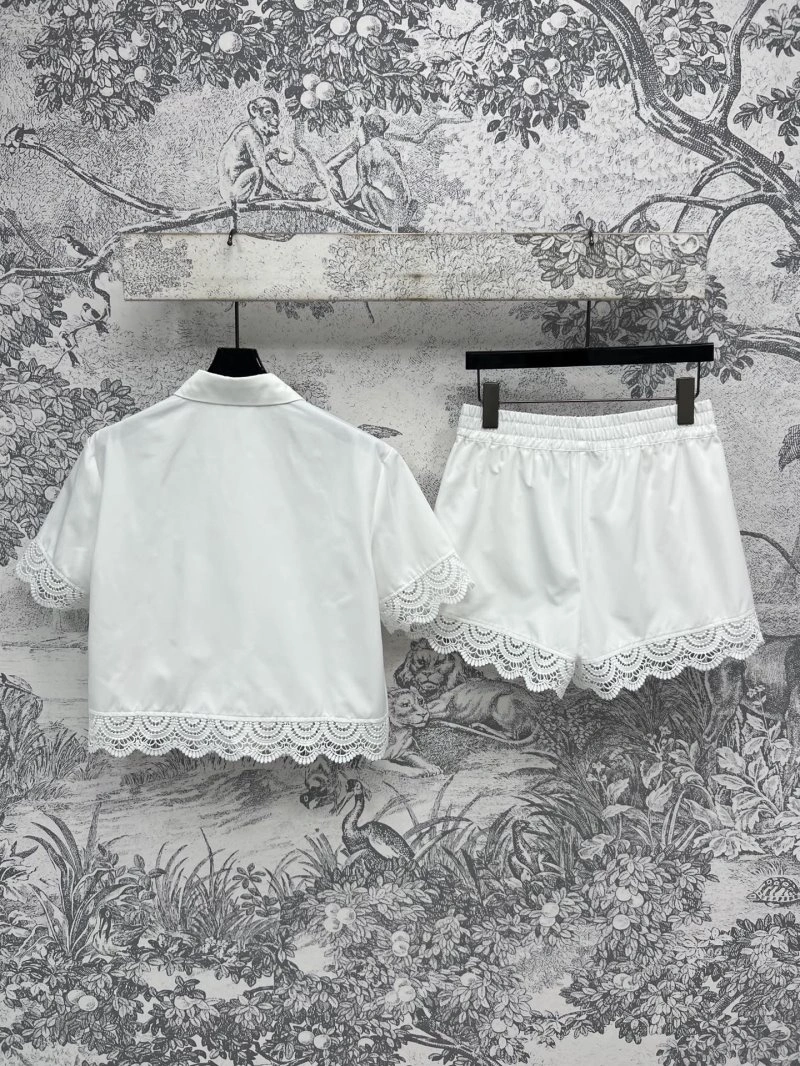 FashionForward Louis Vuitton Short Suits 130622