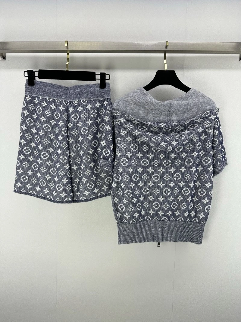Louis Vuitton Short Suits Trendsetting 130620