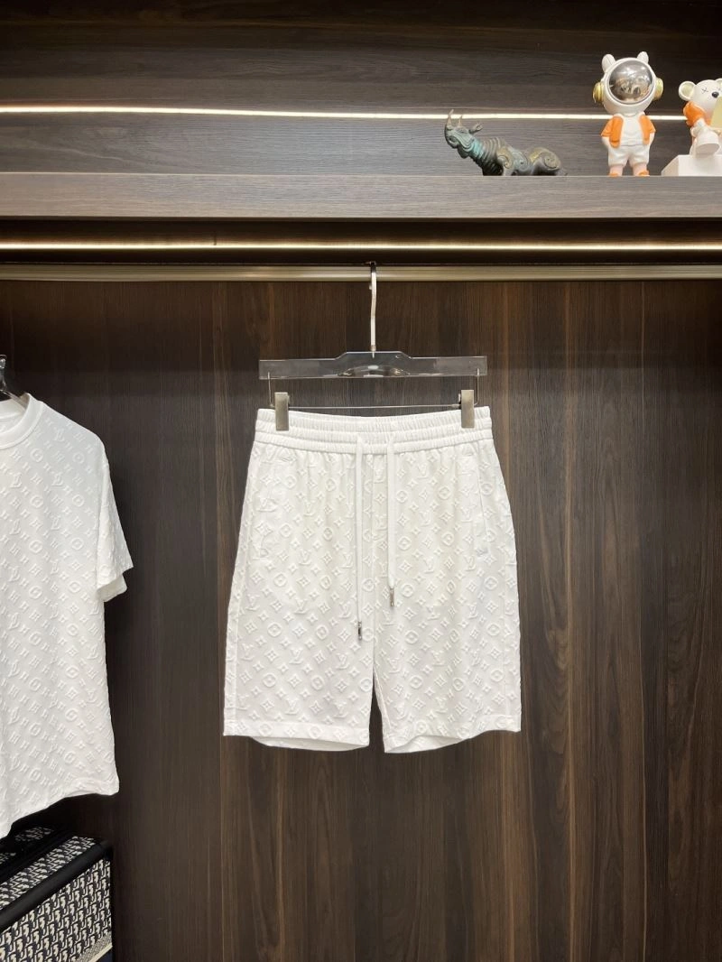 Stretchable Louis Vuitton Short Suits 135724