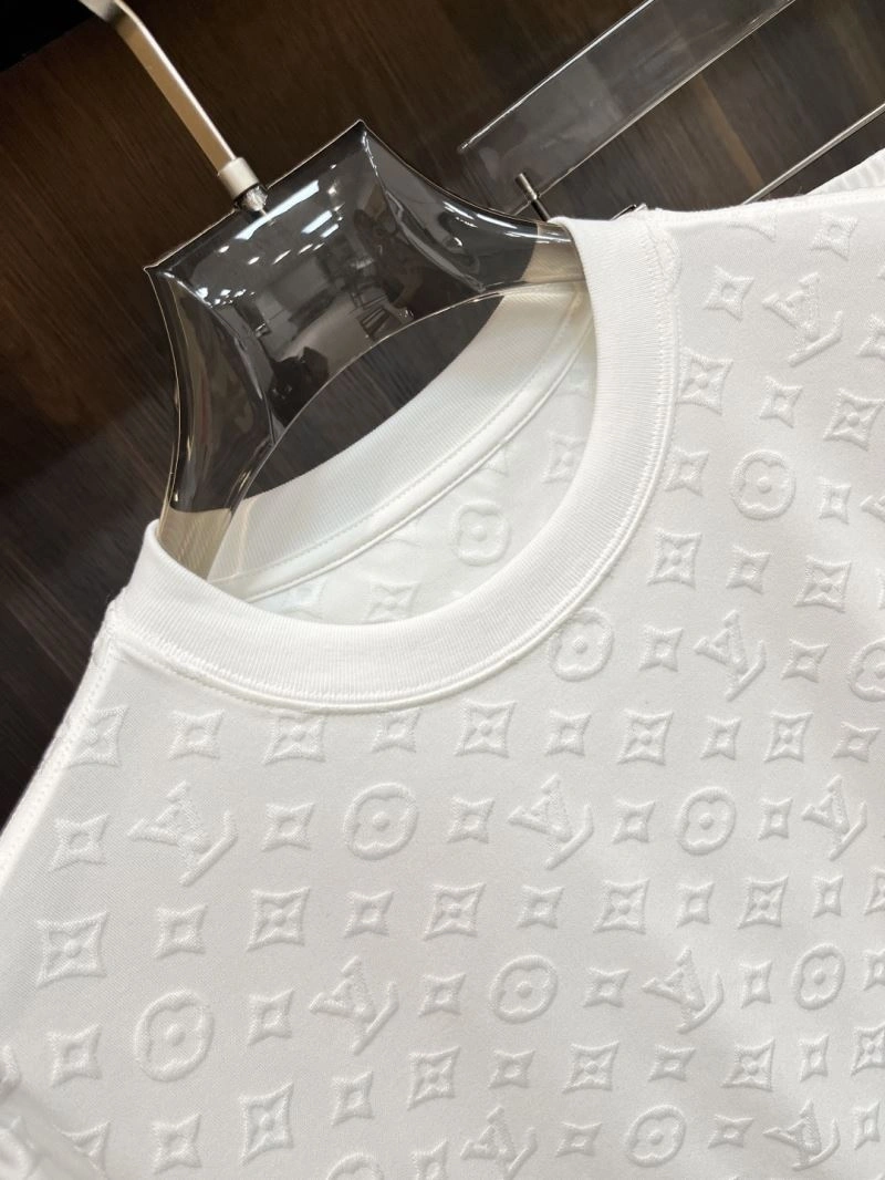 Stretchable Louis Vuitton Short Suits 135724