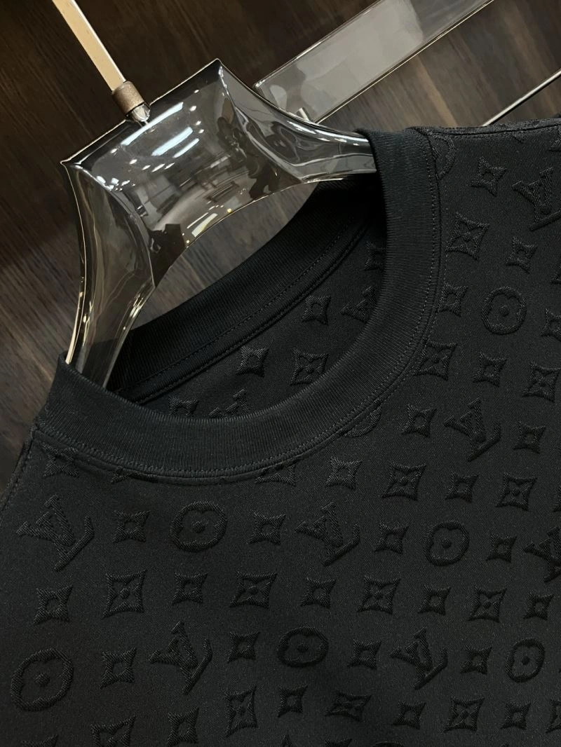 Trendy Louis Vuitton Short Suits 135738