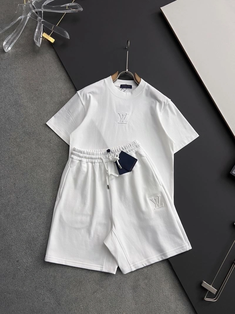 Louis Vuitton Short Suits Contemporary 135736