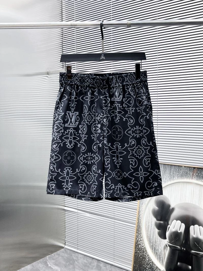 Durable Louis Vuitton Short Suits 135730