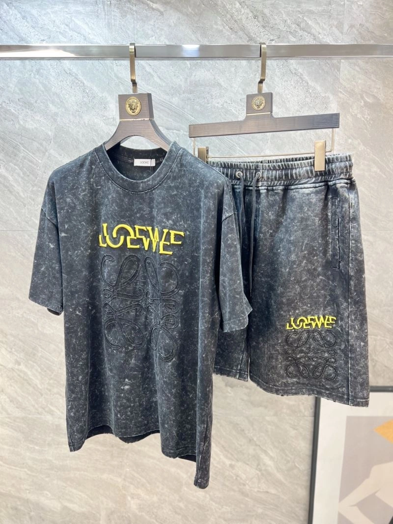 Louis Vuitton Short Suits Snug 135749