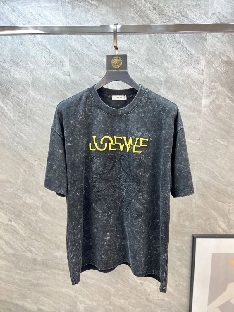 Louis Vuitton Short Suits Snug 135749