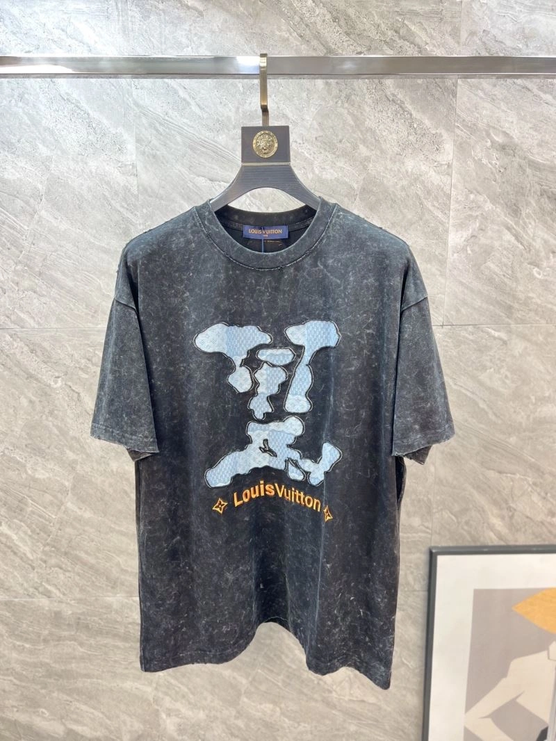 Trendy Louis Vuitton Short Suits 135733