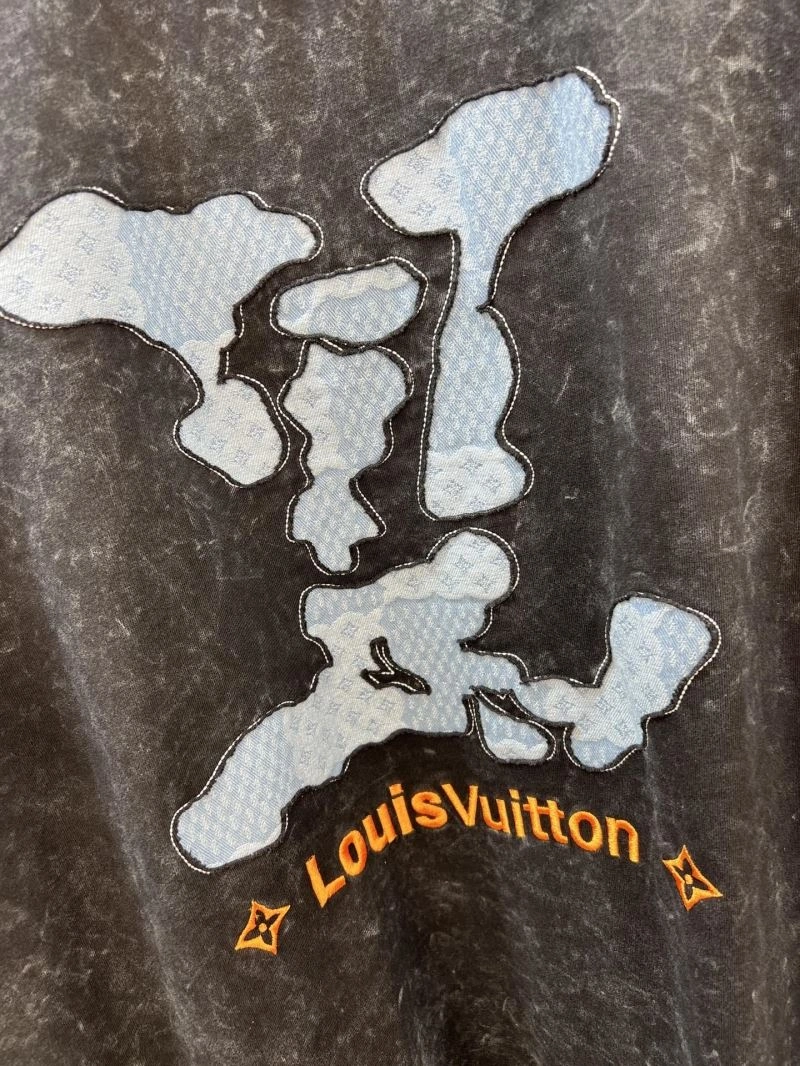 Trendy Louis Vuitton Short Suits 135733