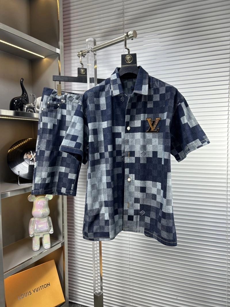 Louis Vuitton Short Suits Thermal 135743
