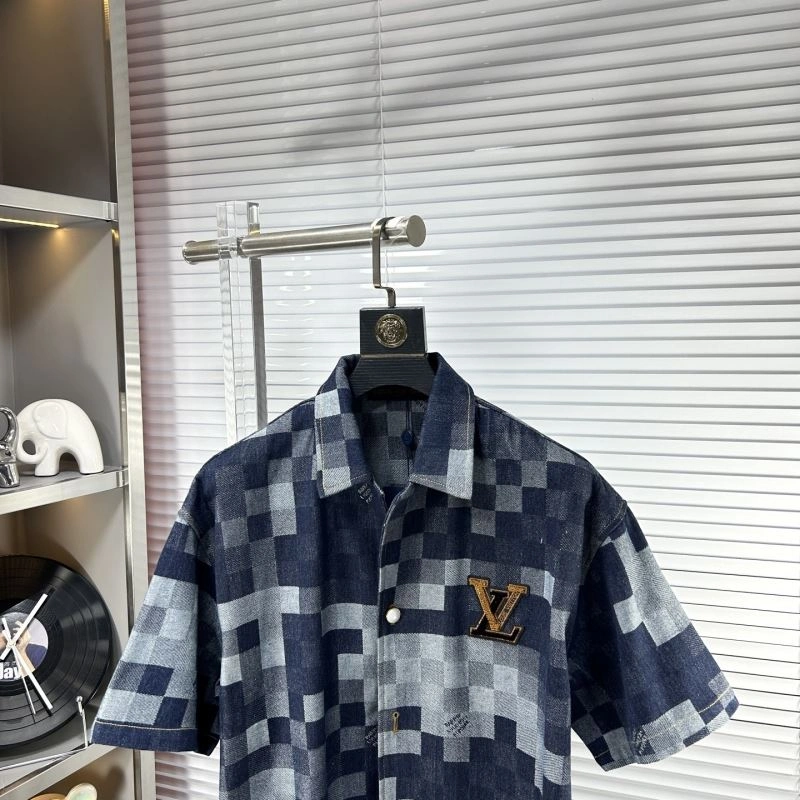 Louis Vuitton Short Suits Thermal 135743